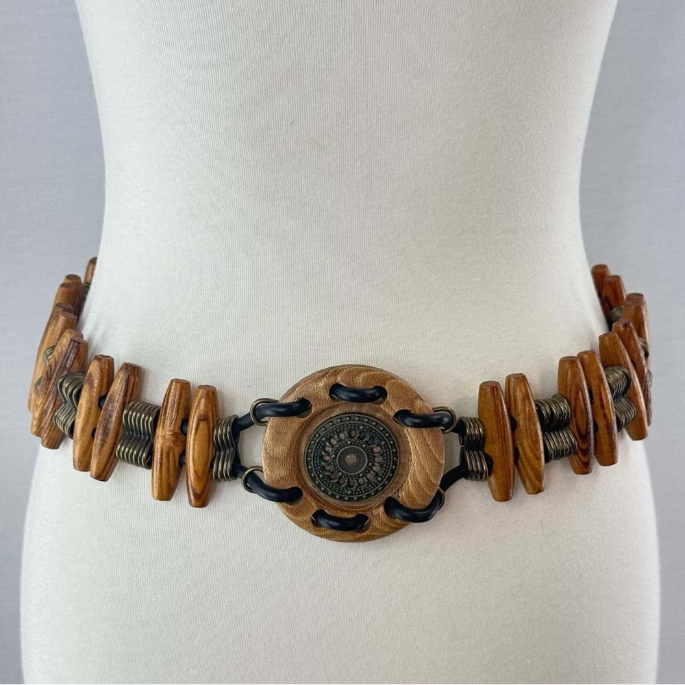 Vintage Wooden Medallian and Pegs Brass Metal Link Chain Belt